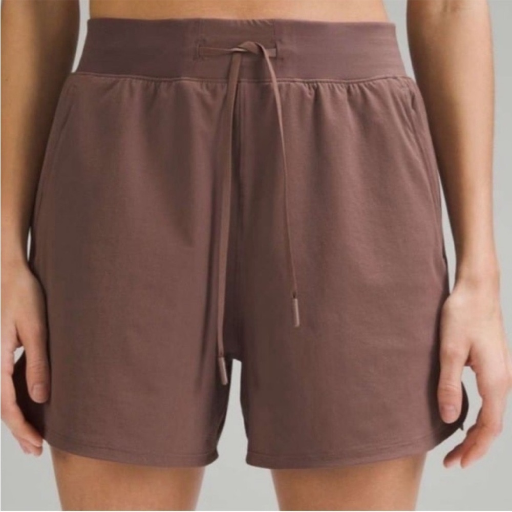 Lululemon License To Train 4” Shorts in Dark Oxide